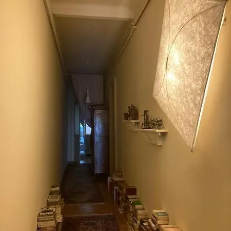 Oda ve Kahvaltı 0.3 Stanze 3*